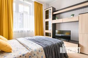 1-к квартира, посуточно, 43м2, 1/1 этаж