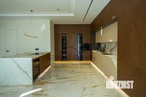 5-к квартира, на длительный срок, 223м2, 4/7 этаж