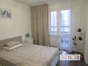 1-к квартира, посуточно, 42м2, 10/25 этаж