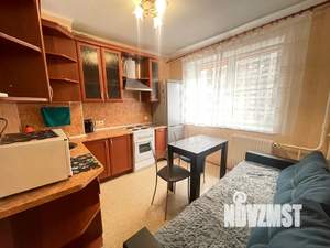 1-к квартира, посуточно, 39м2, 9/24 этаж