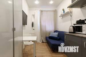 Студия квартира, посуточно, 12м2, 1/5 этаж