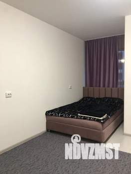 Студия квартира, посуточно, 28м2, 1/8 этаж