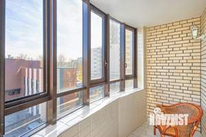 Студия квартира, на длительный срок, 40м2, 2/18 этаж