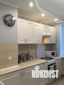 1-к квартира, посуточно, 38м2, 10/10 этаж