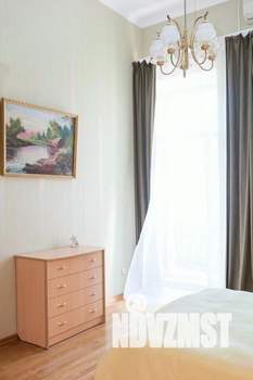 2-к квартира, посуточно, 62м2, 1/1 этаж