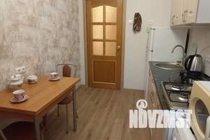 1-к квартира, посуточно, 38м2, 2/4 этаж