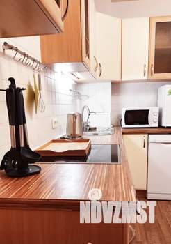 1-к квартира, посуточно, 42м2, 8/9 этаж