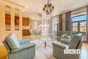 4-к квартира, на длительный срок, 156м2, 4/5 этаж