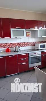 2-к квартира, посуточно, 64м2, 8/25 этаж