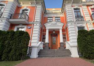 3-к квартира, на длительный срок, 160м2, 2/3 этаж