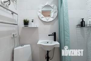 2-к квартира, посуточно, 15м2, 1/1 этаж