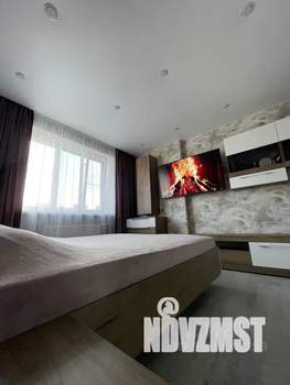 1-к квартира, посуточно, 38м2, 18/25 этаж