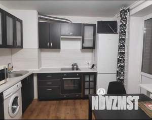 1-к квартира, посуточно, 53м2, 1/1 этаж