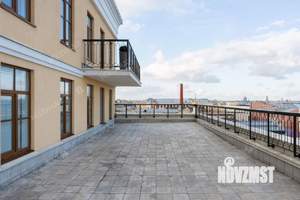 4-к квартира, на длительный срок, 300м2, 7/8 этаж