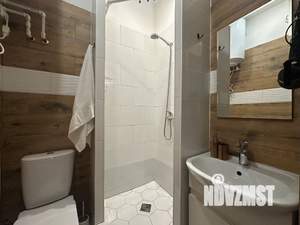 Студия квартира, посуточно, 13м2, 1/5 этаж