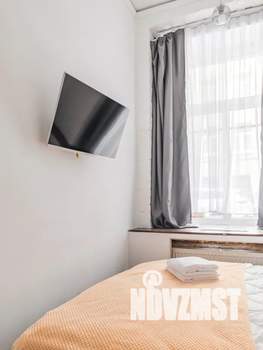 Студия квартира, посуточно, 25м2, 1/5 этаж