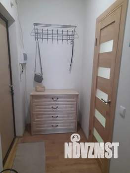 Студия квартира, посуточно, 30м2, 11/20 этаж