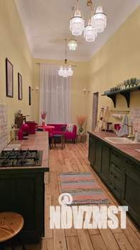 3-к квартира, посуточно, 85м2, 2/6 этаж