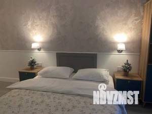 Студия квартира, посуточно, 35м2, 11/19 этаж