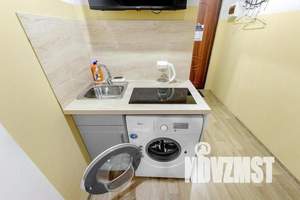 1-к квартира, посуточно, 12м2, 1/5 этаж