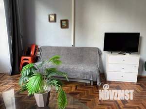 1-к квартира, посуточно, 64м2, 1/1 этаж