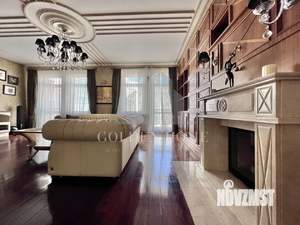 3-к квартира, на длительный срок, 150м2, 4/7 этаж