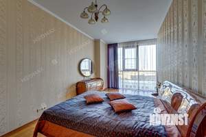 3-к квартира, на длительный срок, 130м2, 10/10 этаж