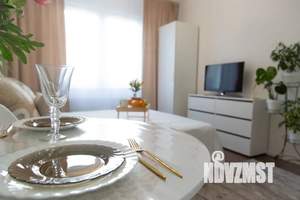 Студия квартира, посуточно, 21м2, 1/23 этаж