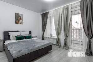 Студия квартира, посуточно, 34м2, 7/18 этаж