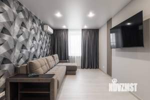 2-к квартира, посуточно, 47м2, 7/10 этаж