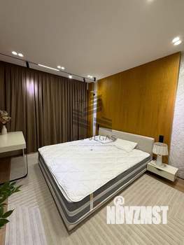 3-к квартира, на длительный срок, 200м2, 4/7 этаж