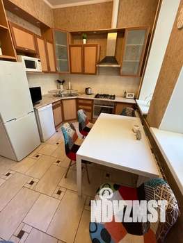 2-к квартира, посуточно, 75м2, 2/5 этаж