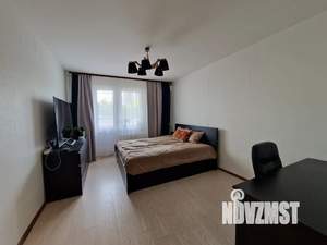1-к квартира, посуточно, 42м2, 2/25 этаж