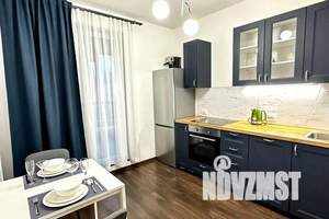 1-к квартира, посуточно, 35м2, 2/15 этаж