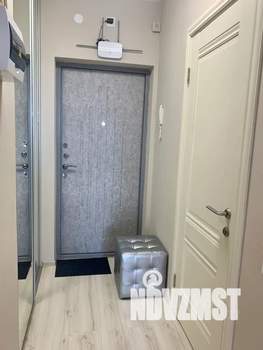 Студия квартира, посуточно, 27м2, 10/17 этаж