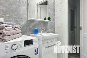 1-к квартира, посуточно, 35м2, 18/23 этаж