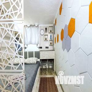 Студия квартира, посуточно, 14м2, 1/5 этаж