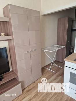 Студия квартира, посуточно, 25м2, 10/20 этаж