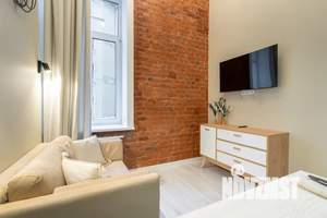 Студия квартира, посуточно, 27м2, 3/5 этаж