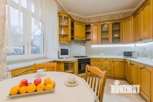 4-к квартира, на длительный срок, 97м2, 2/6 этаж