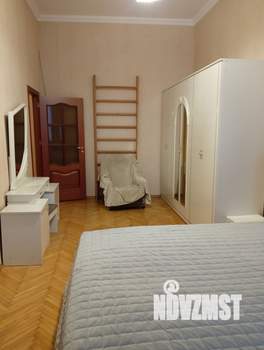 4-к квартира, на длительный срок, 100м2, 2/5 этаж