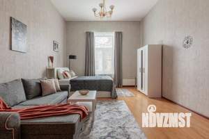 3-к квартира, посуточно, 110м2, 1/1 этаж