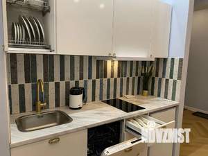 Студия квартира, посуточно, 35м2, 1/4 этаж