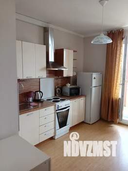 1-к квартира, посуточно, 37м2, 15/25 этаж