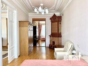 3-к квартира, на длительный срок, 137м2, 5/5 этаж