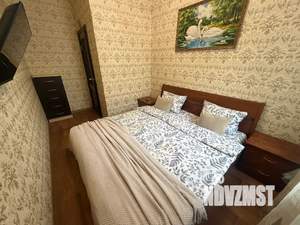 2-к квартира, посуточно, 65м2, 1/4 этаж