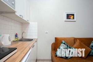 1-к квартира, посуточно, 13м2, 1/1 этаж