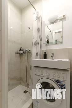 Студия квартира, посуточно, 12м2, 1/5 этаж