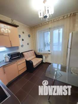 1-к квартира, посуточно, 37м2, 19/24 этаж