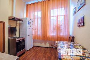 2-к квартира, посуточно, 72м2, 2/4 этаж